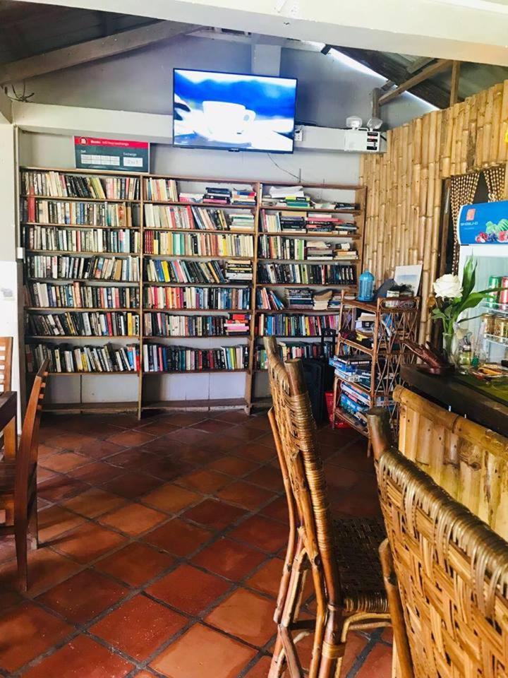 Bandini'S Hotel Kampot Eksteriør billede